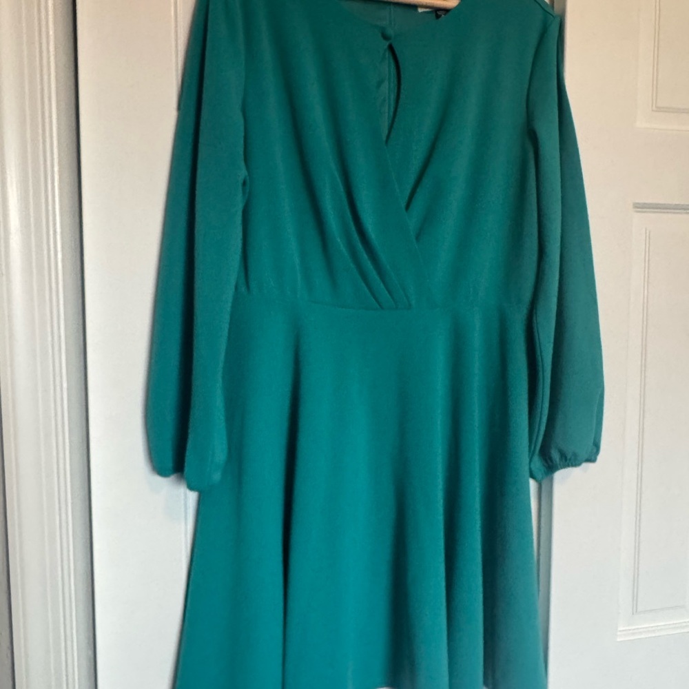 Women's Teal Long Sleeve V-Neck A-Line Dress